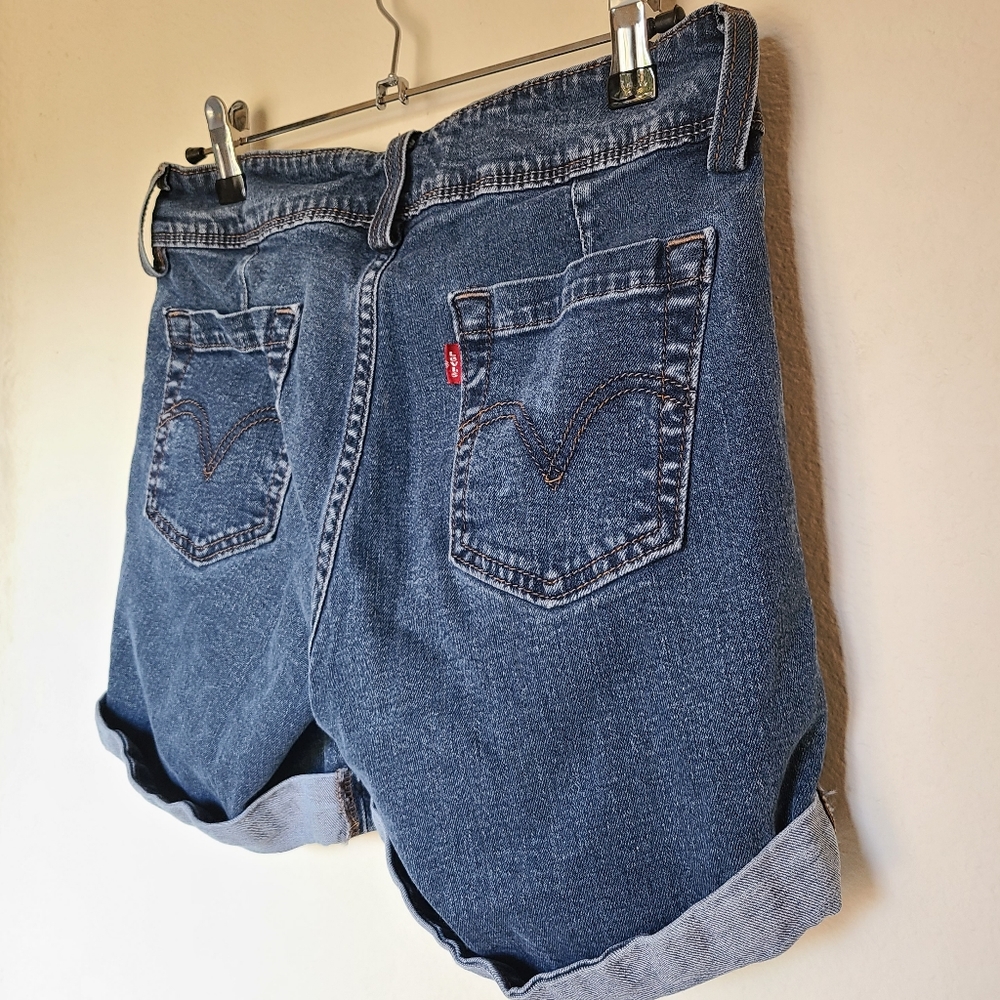 ☆Levi 545 shorts size 4☆